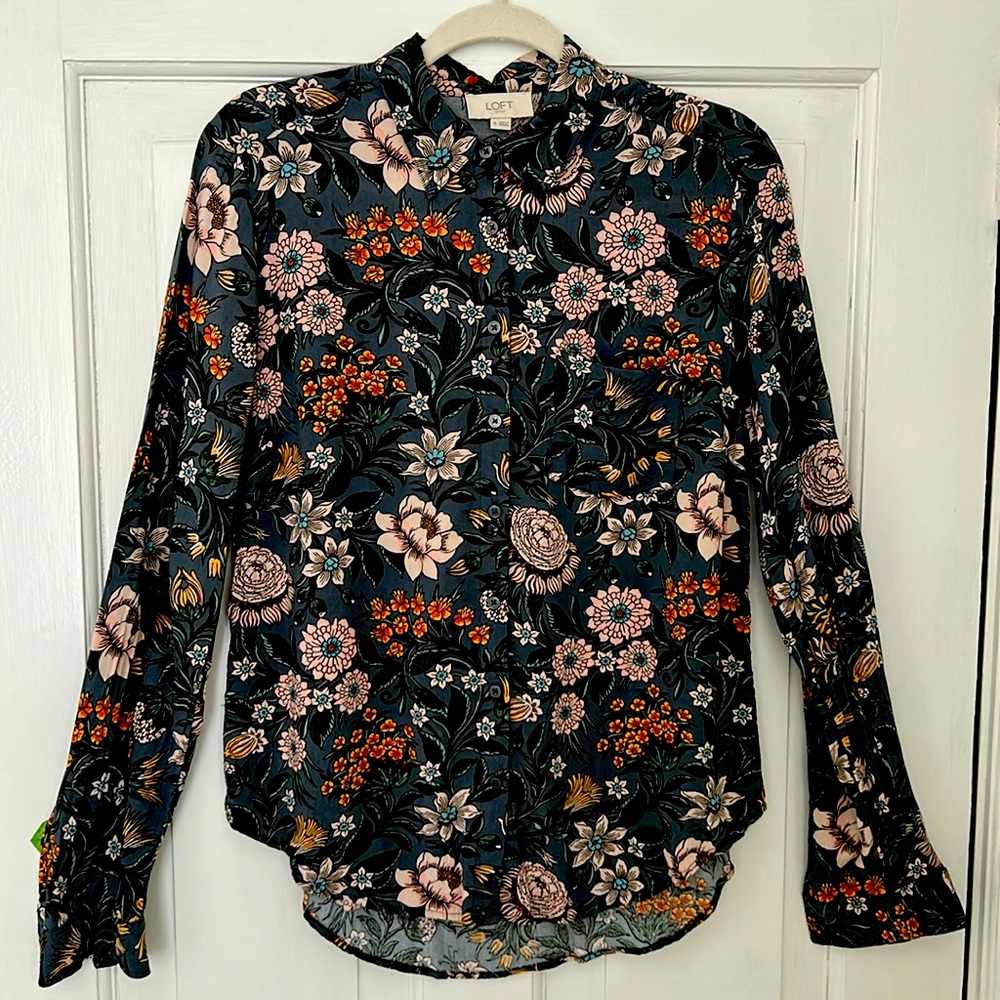 Loft Ladies Floral Blouse